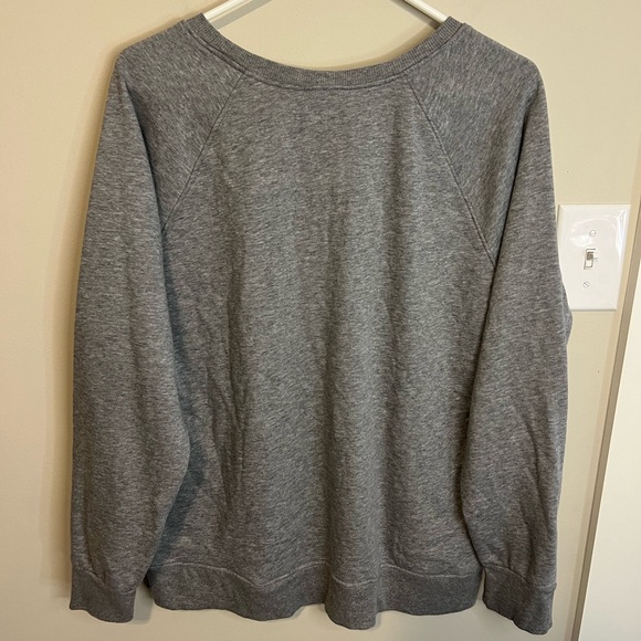 Time and Tru Dark Heather Gray Sweater - Picture 4 of 5